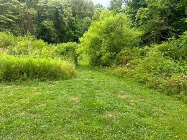 1085 Oak Forest Road, Tobaccoville, NC 27050