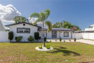 8306 STILLBROOK AVENUE, Tampa, FL 33615