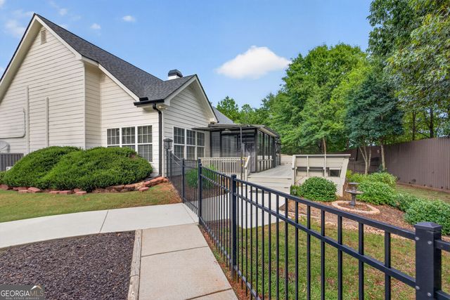 82 Flintstone Road, Jefferson, GA 30549
