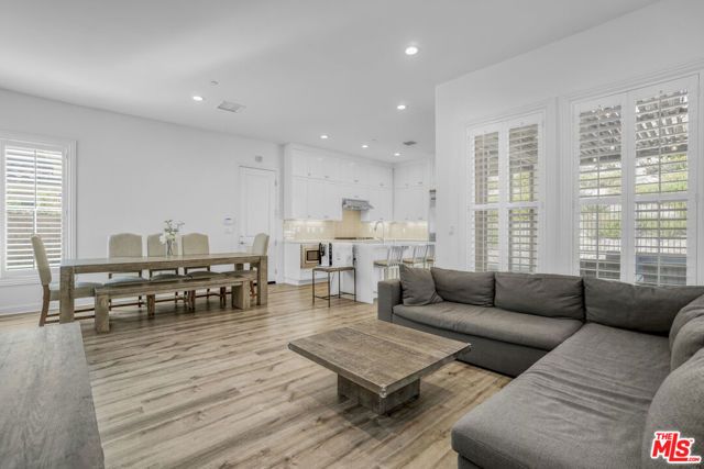 20629 W Chestnut Circle, Porter Ranch (los Angeles), CA 91326
