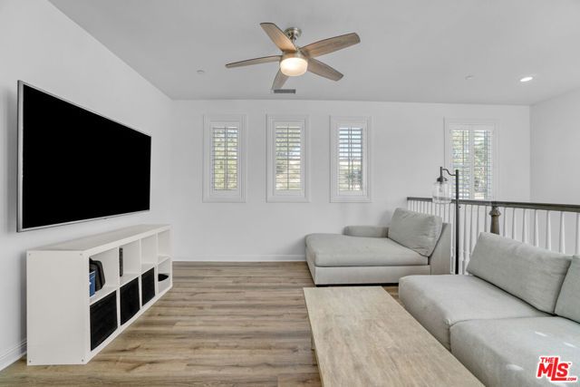 20629 W Chestnut Circle, Porter Ranch (los Angeles), CA 91326
