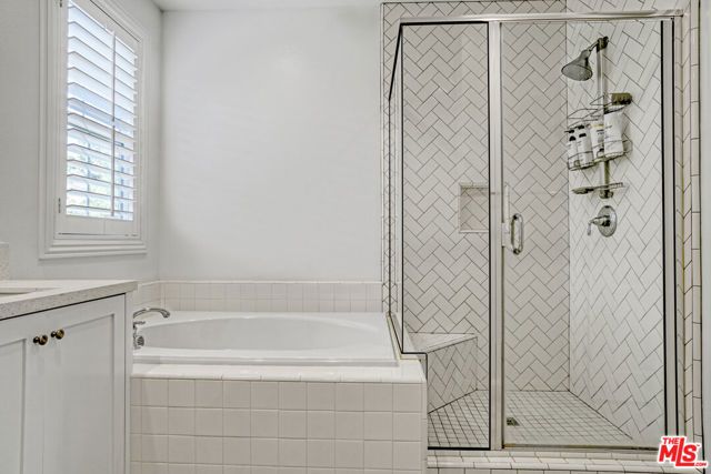 20629 W Chestnut Circle, Porter Ranch (los Angeles), CA 91326
