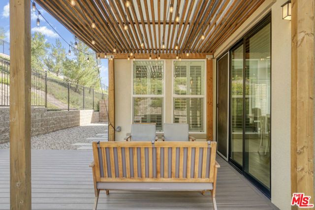 20629 W Chestnut Circle, Porter Ranch (los Angeles), CA 91326