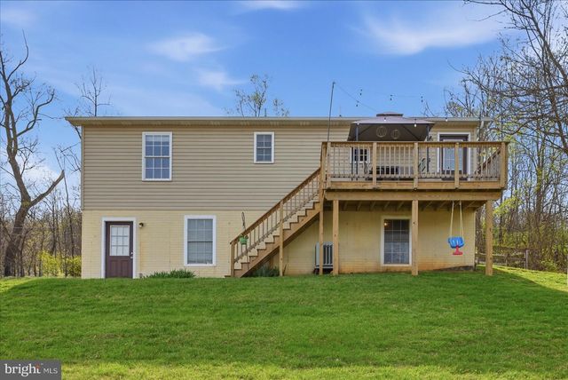 163 CLIFFSIDE RD, Linden, VA 22642