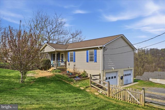163 CLIFFSIDE RD, Linden, VA 22642