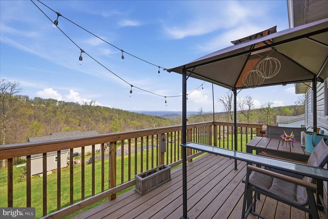 163 CLIFFSIDE RD, Linden, VA 22642