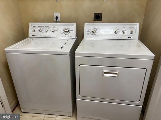 8354 JOVIN CIR, Springfield, VA 22153