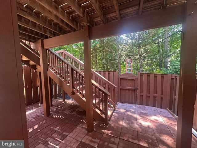 8354 JOVIN CIR, Springfield, VA 22153