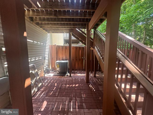 8354 JOVIN CIR, Springfield, VA 22153