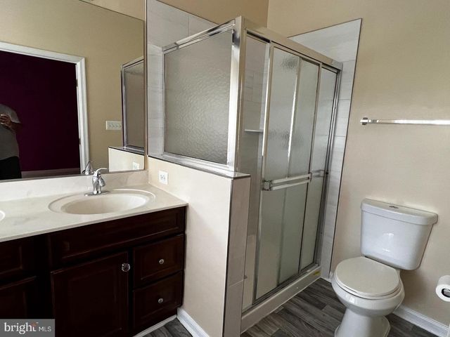 8354 JOVIN CIR, Springfield, VA 22153
