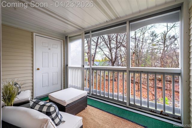 1221 Curzon Court 203, Howell, MI 48843