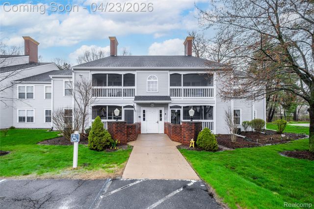 1221 Curzon Court 203, Howell, MI 48843
