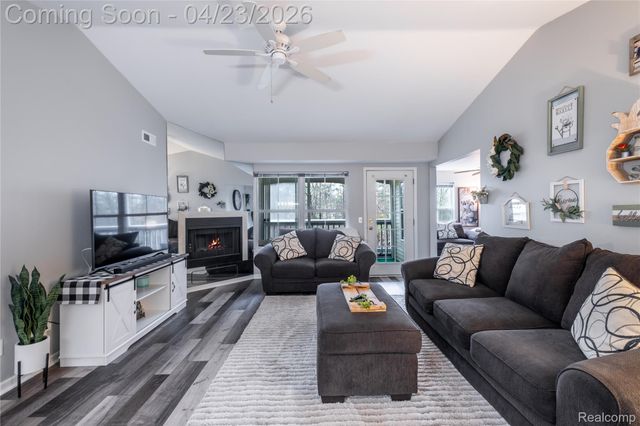 1221 Curzon Court 203, Howell, MI 48843