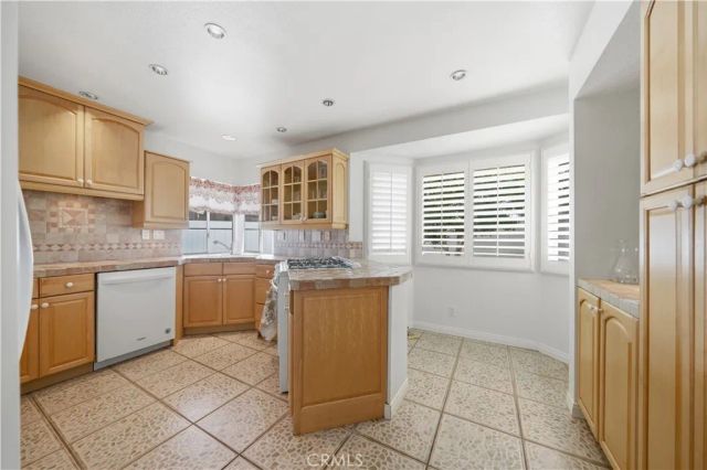 27964 Lemonwood, Menifee, CA 92584