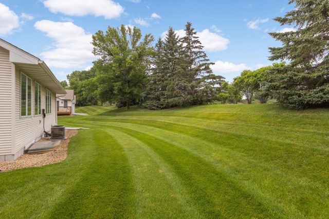 3424 Eagan Oaks Court, Eagan, MN 55123