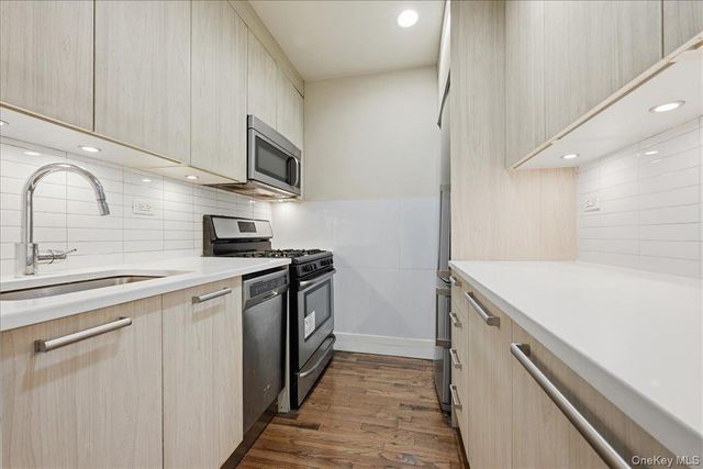 87-10 51st Avenue 5H, Elmhurst, NY 11373