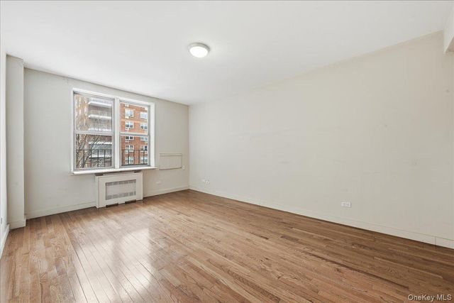 87-10 51st Avenue 5H, Elmhurst, NY 11373