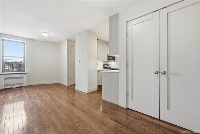 87-10 51st Avenue 5H, Elmhurst, NY 11373