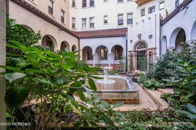 400 Deal Lake Drive 4D, Asbury Park, NJ 07712