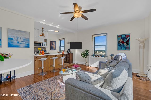 400 Deal Lake Drive 4D, Asbury Park, NJ 07712