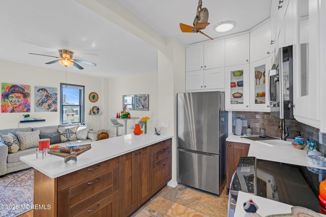 400 Deal Lake Drive 4D, Asbury Park, NJ 07712