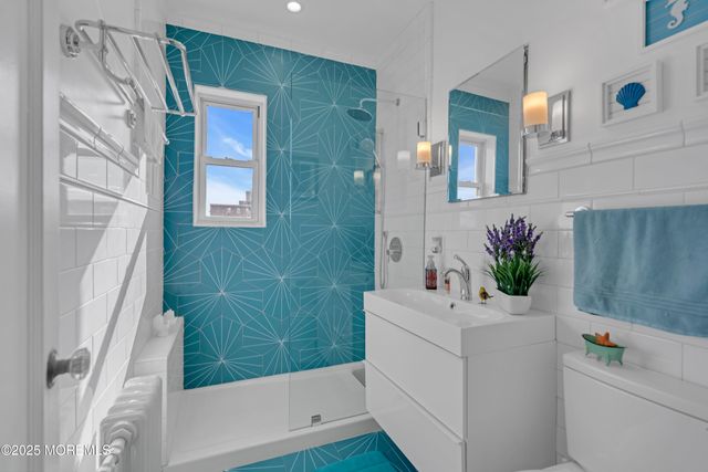 400 Deal Lake Drive 4D, Asbury Park, NJ 07712