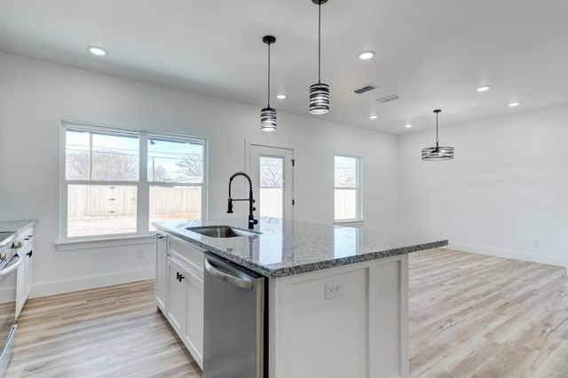 407 Ave M, Abernathy, TX 79311