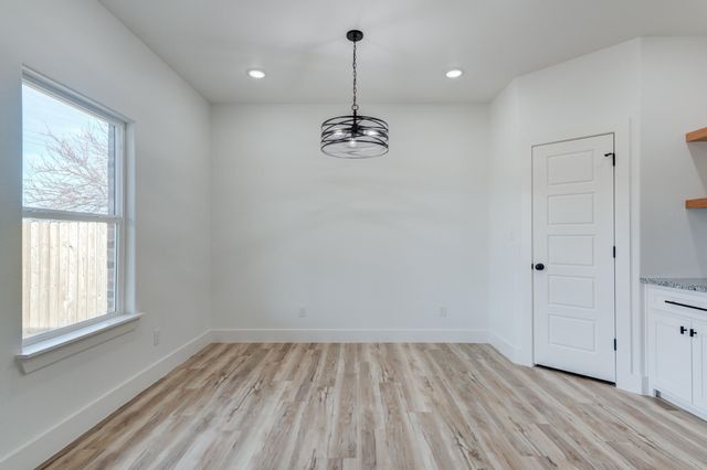 407 Ave M, Abernathy, TX 79311