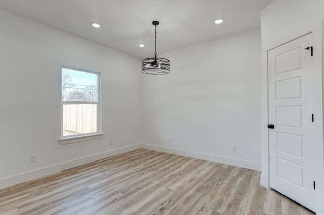 407 Ave M, Abernathy, TX 79311