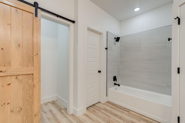 407 Ave M, Abernathy, TX 79311