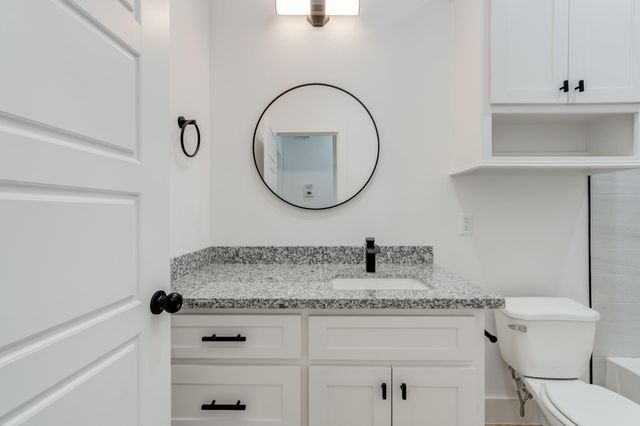 407 Ave M, Abernathy, TX 79311