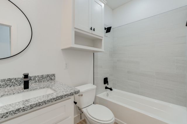 407 Ave M, Abernathy, TX 79311