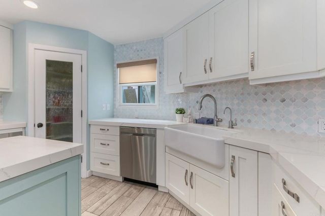 2812 Bayside Walk, San Diego, CA 92109