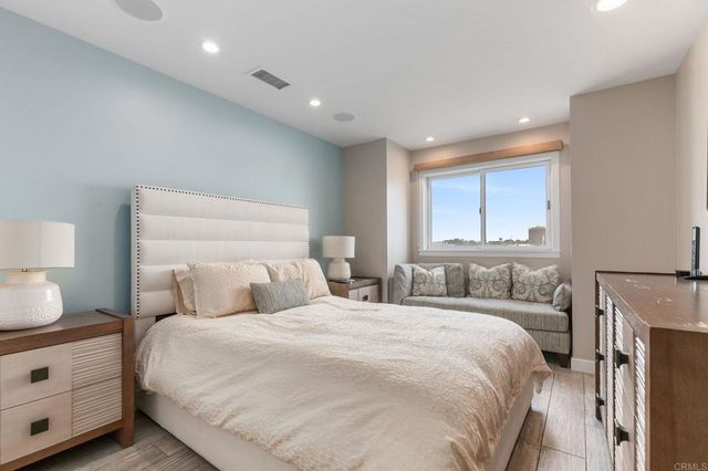 2812 Bayside Walk, San Diego, CA 92109