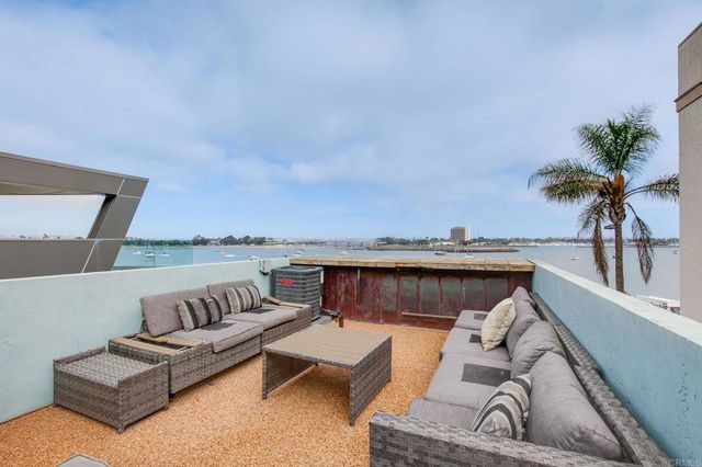 2812 Bayside Walk, San Diego, CA 92109