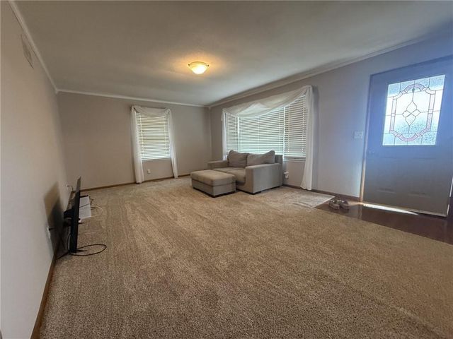 608 S Washington Street, Oregon, MO 64473