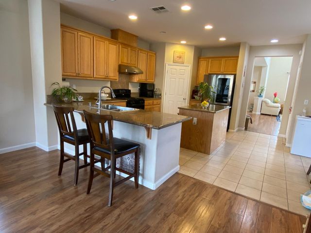 20848 Shrub Oak Dr, Patterson, CA 95363