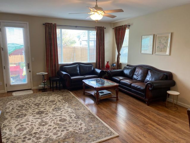 20848 Shrub Oak Dr, Patterson, CA 95363