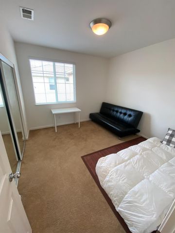 20848 Shrub Oak Dr, Patterson, CA 95363