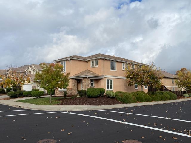 20848 Shrub Oak Dr, Patterson, CA 95363