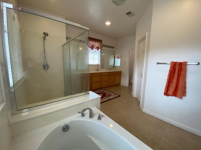 20848 Shrub Oak Dr, Patterson, CA 95363