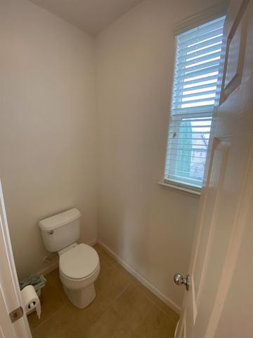 20848 Shrub Oak Dr, Patterson, CA 95363