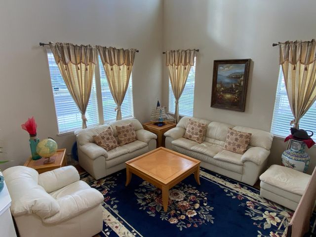 20848 Shrub Oak Dr, Patterson, CA 95363