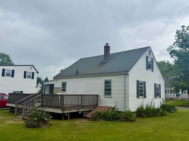 161 Gay St, Norwood, MA 02062