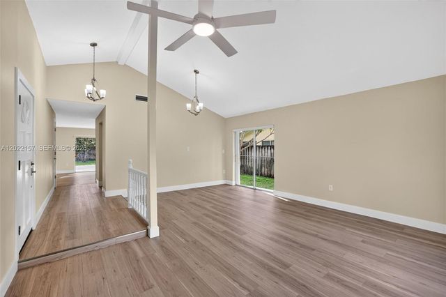 1660 NW 94th Ave, Plantation, FL 33322