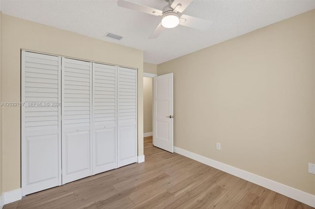 1660 NW 94th Ave, Plantation, FL 33322