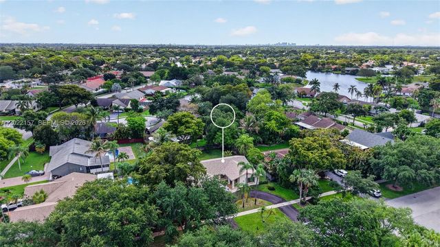 1660 NW 94th Ave, Plantation, FL 33322