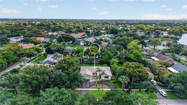 1660 NW 94th Ave, Plantation, FL 33322