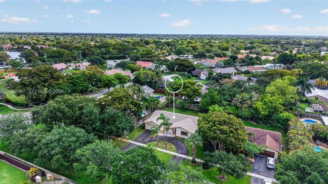 1660 NW 94th Ave, Plantation, FL 33322