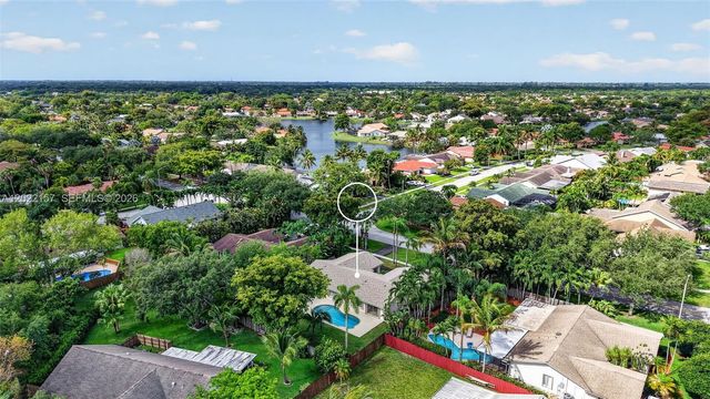 1660 NW 94th Ave, Plantation, FL 33322